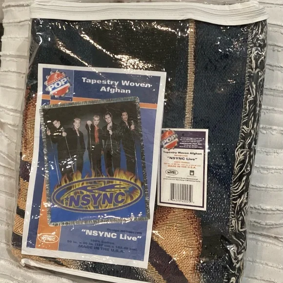 🔵 Vintage & New “NSYNC Live" Throw Blanket Afghan - Highly Collectible - Rare - Picture 8 of 9